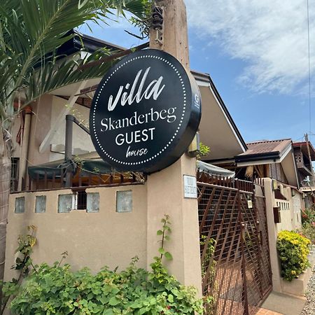 Villa Skanderbeg Guest House Puerto Princesa Buitenkant foto