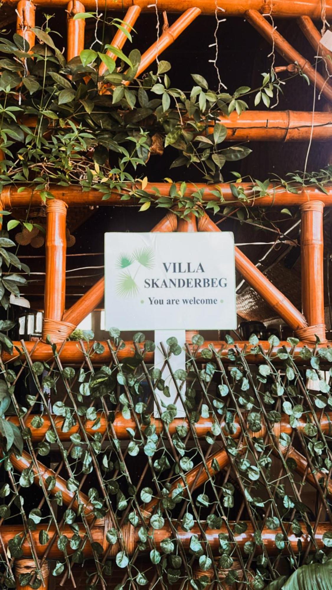 Villa Skanderbeg Guest House Puerto Princesa Buitenkant foto